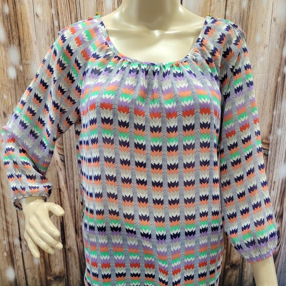 SIZE M GAP Multi-Colored Zig Zag Open Shoulder Blouse INVPV40